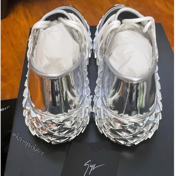 giuseppe zanotti BNIB metallic silver lowtops - Picture 4 of 16
